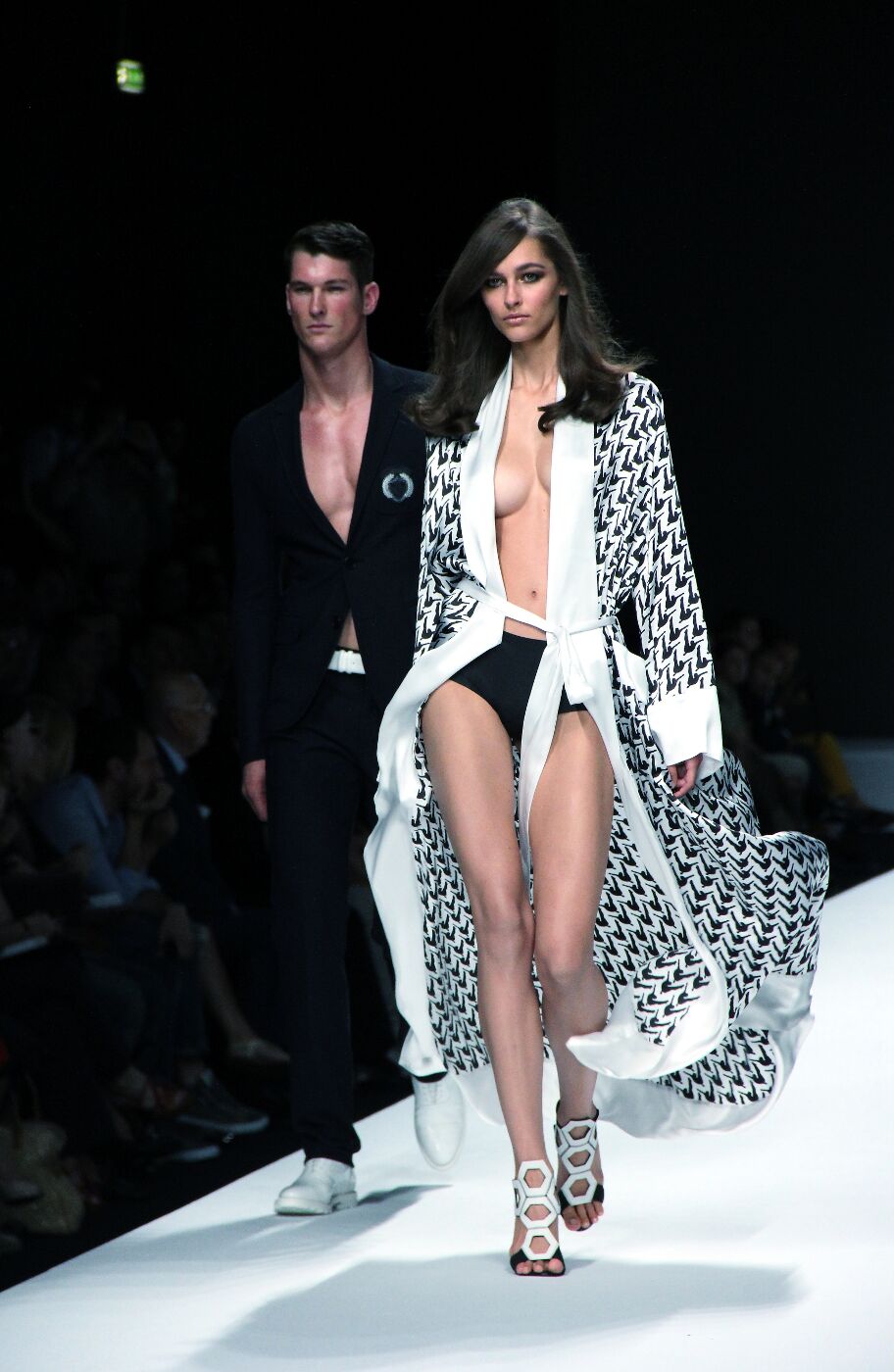 dirk-bikkembergs-sport-couture-ss-spring-summer-2012-milano-fashion-week-dirk-bikkembergs-sport-couture
