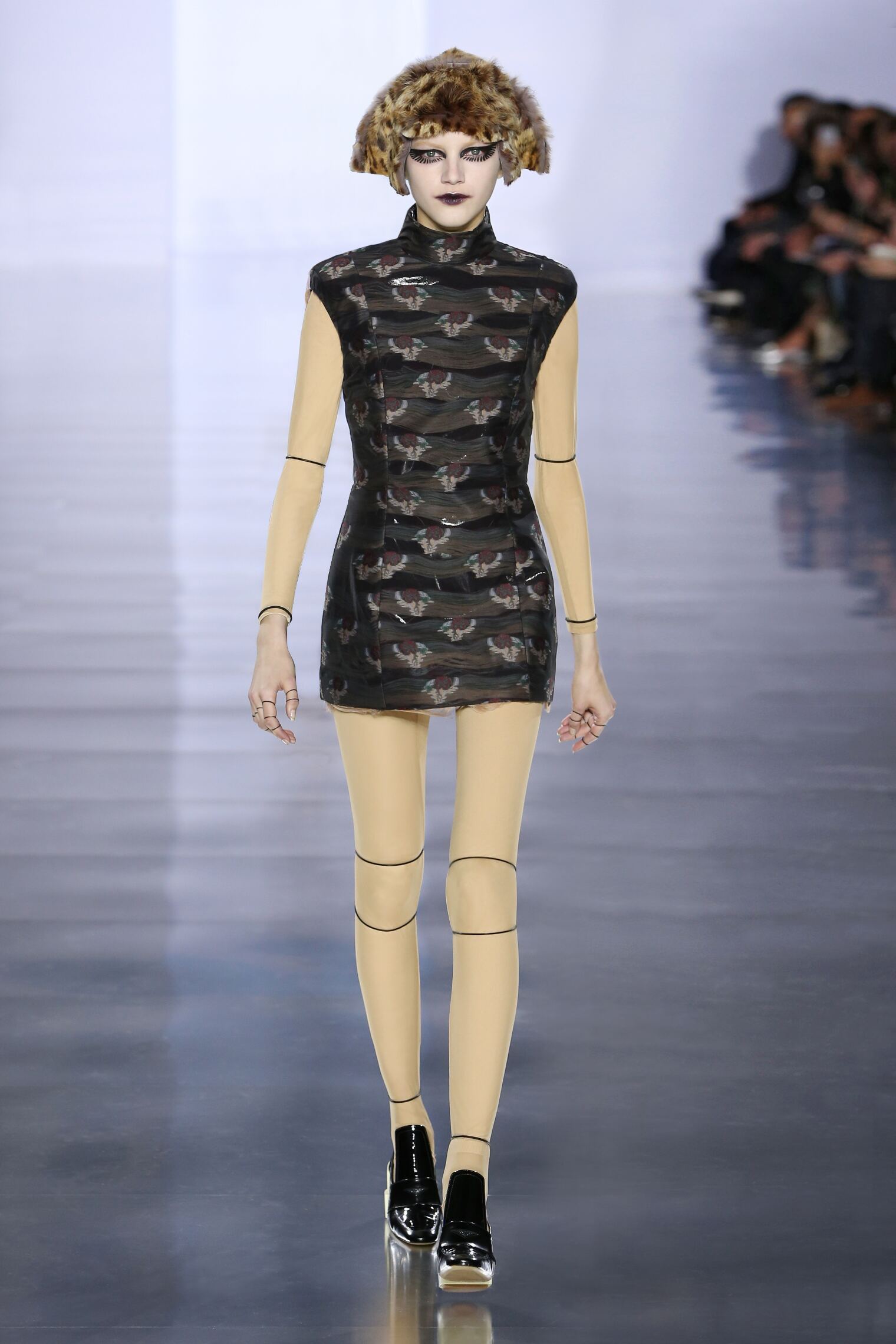 MAISON MARGIELA FALL WINTER 2015-16 WOMEN’S COLLECTION | The Skinny Beep