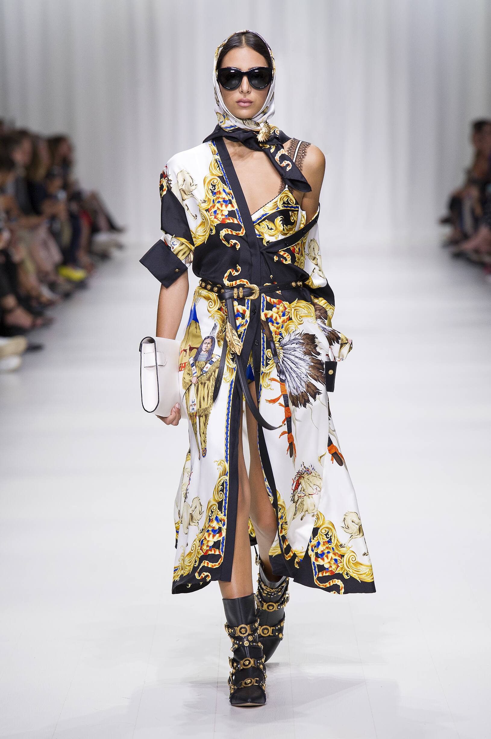 VERSACE SPRING SUMMER 2018 WOMEN’S COLLECTION | The Skinny ...
