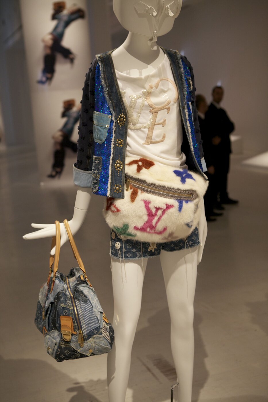 Louis Vuitton : The Art of Fashion - Marc Jacobs - Exhibition By Katie Grand Triennale Milano 