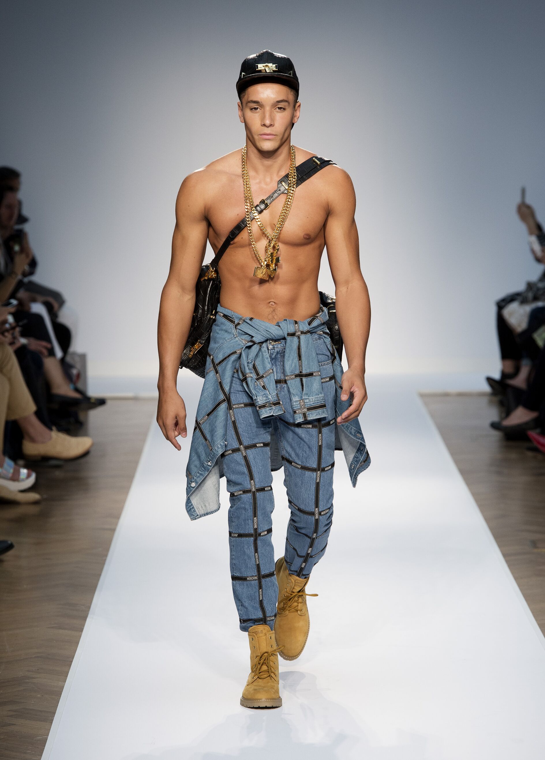 Summer Fashion Trends 2015 Moschino