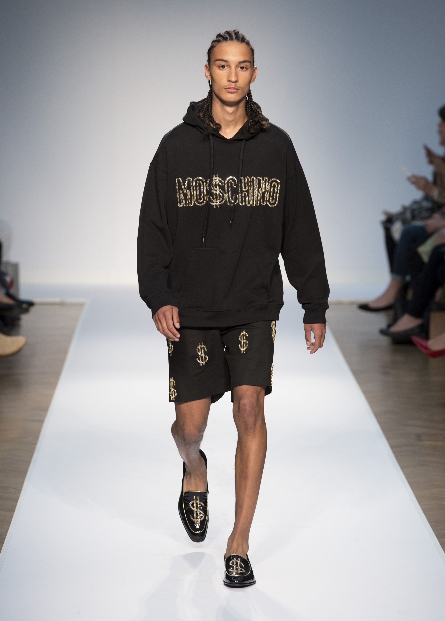 Trends Summer Fashion 2015 Moschino