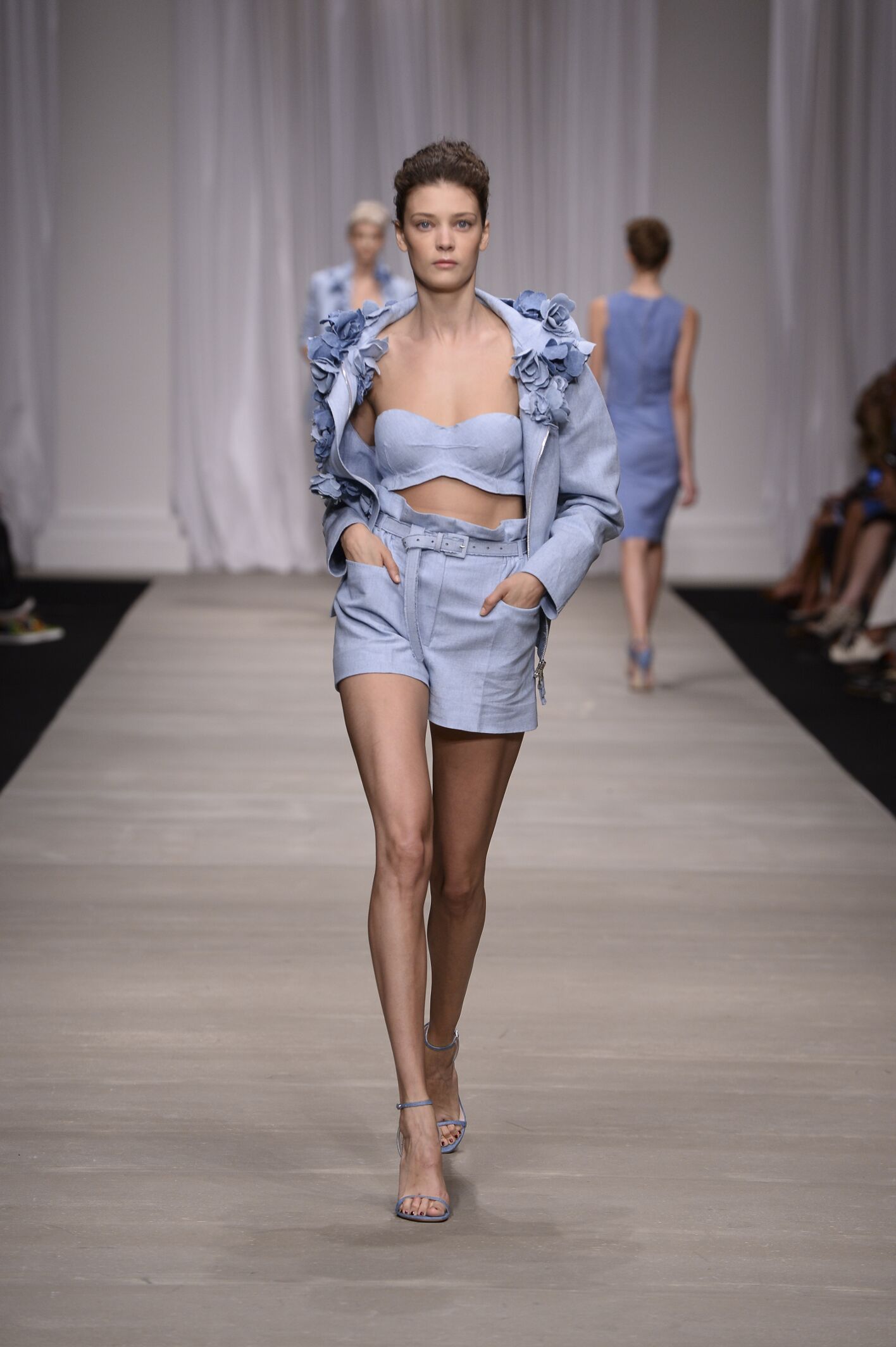 Runway Ermanno Scervino Spring Summer 2015 Women's Collection Milan Fashion Week