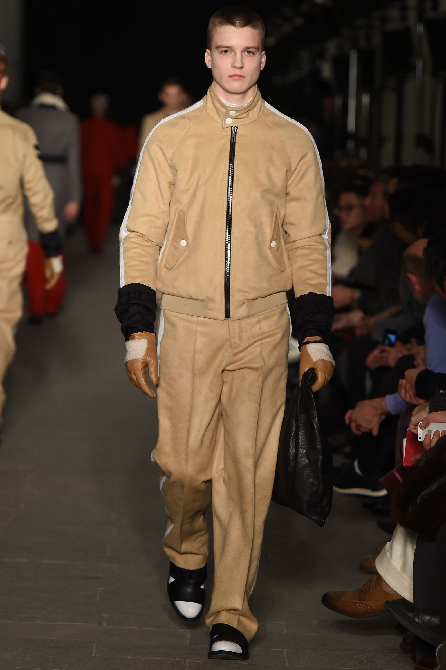 Catwalk Andrea Pompilio Fall Winter 2015 16 Men's Collection Milano Fashion Week