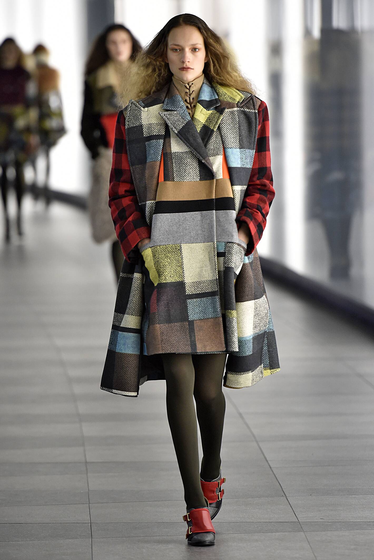 Fall Winter 2015 16 Fashion Collection Preen by Thornton Bregazzi