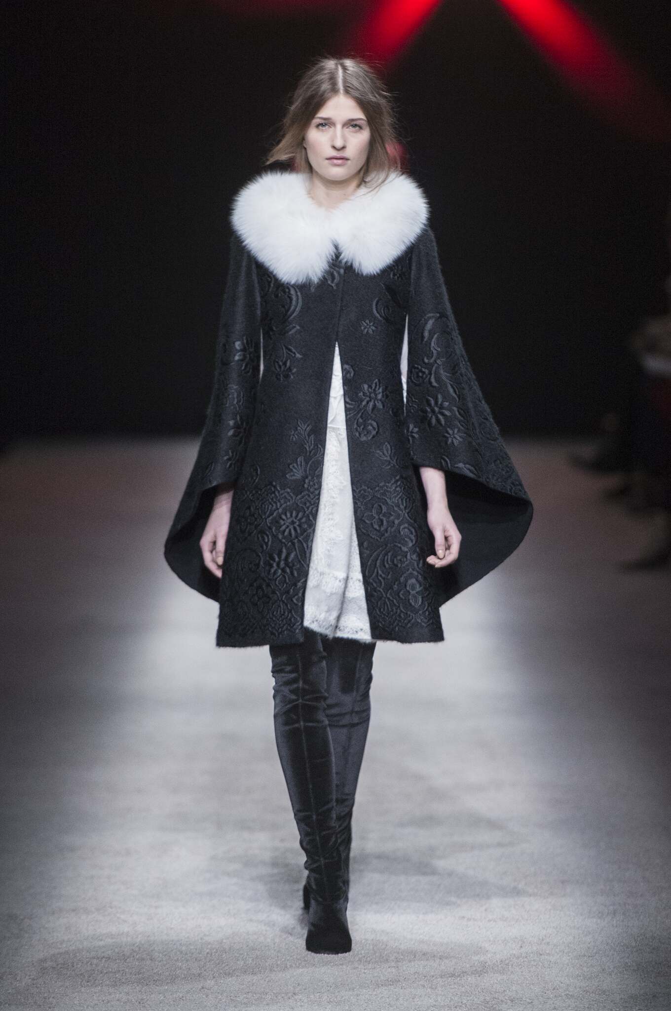 Winter 2015 Fashion Show Alberta Ferretti Collection