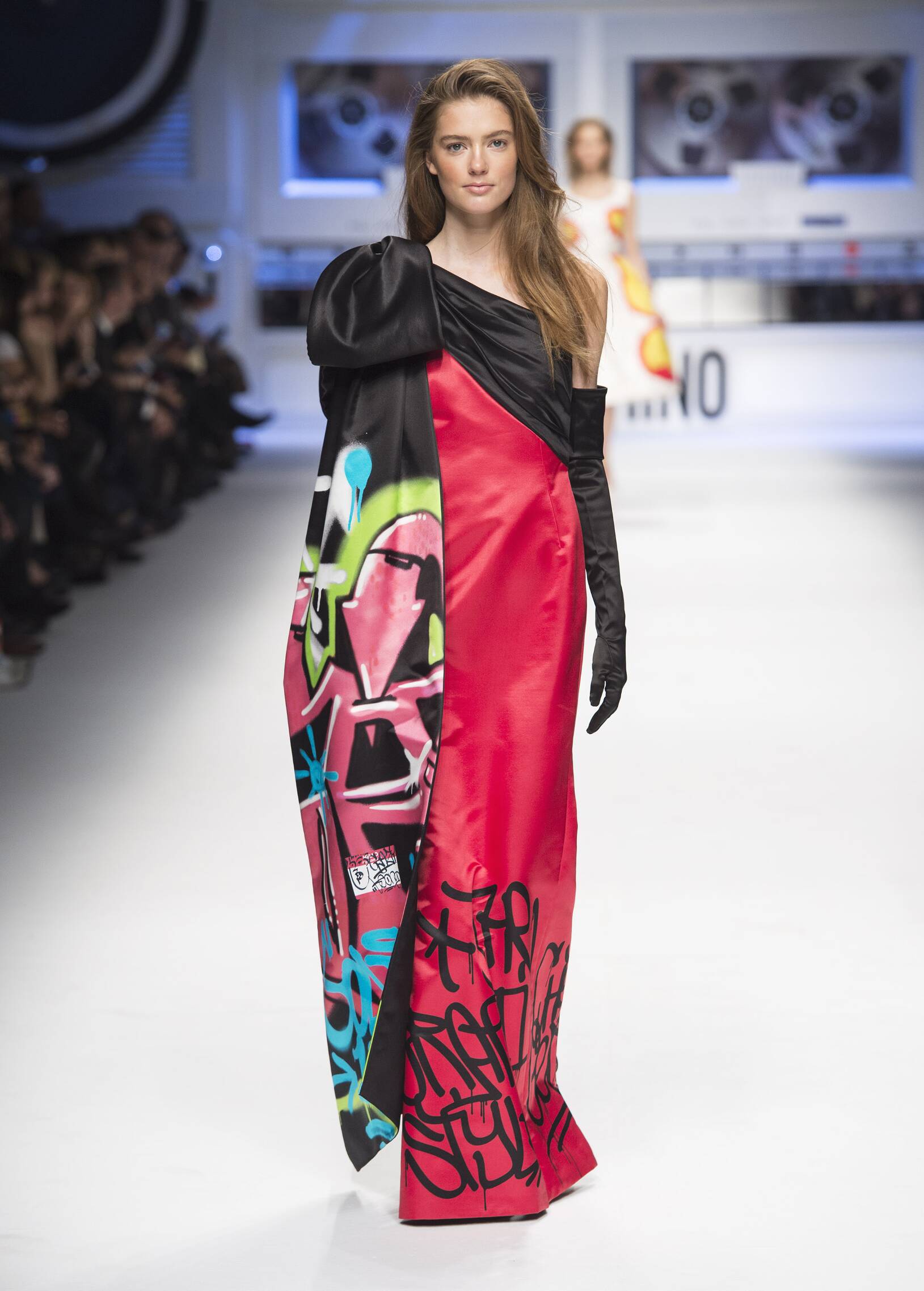 2015 2016 Fall Fashion Woman Moschino Collection