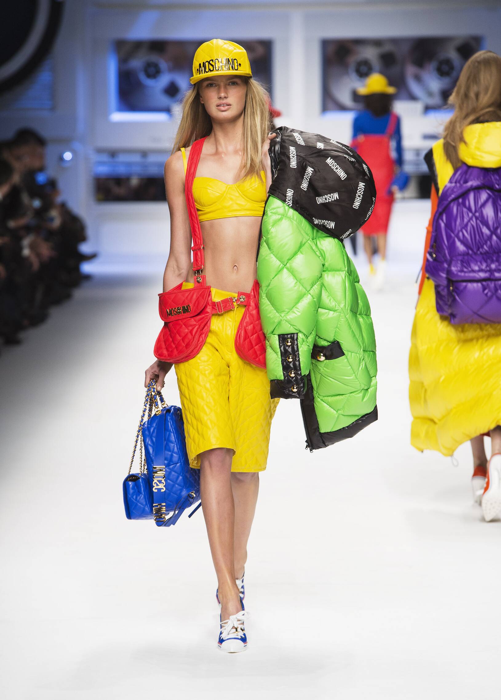 Moschino Fall Winter 2015 16 Womenswear Collection Milan Fashion Week Fashion Show