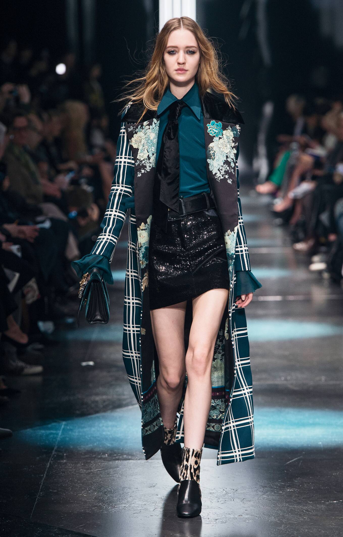 Roberto Cavalli Fall Winter 2015 16 Womens Collection Milan Fashion Week