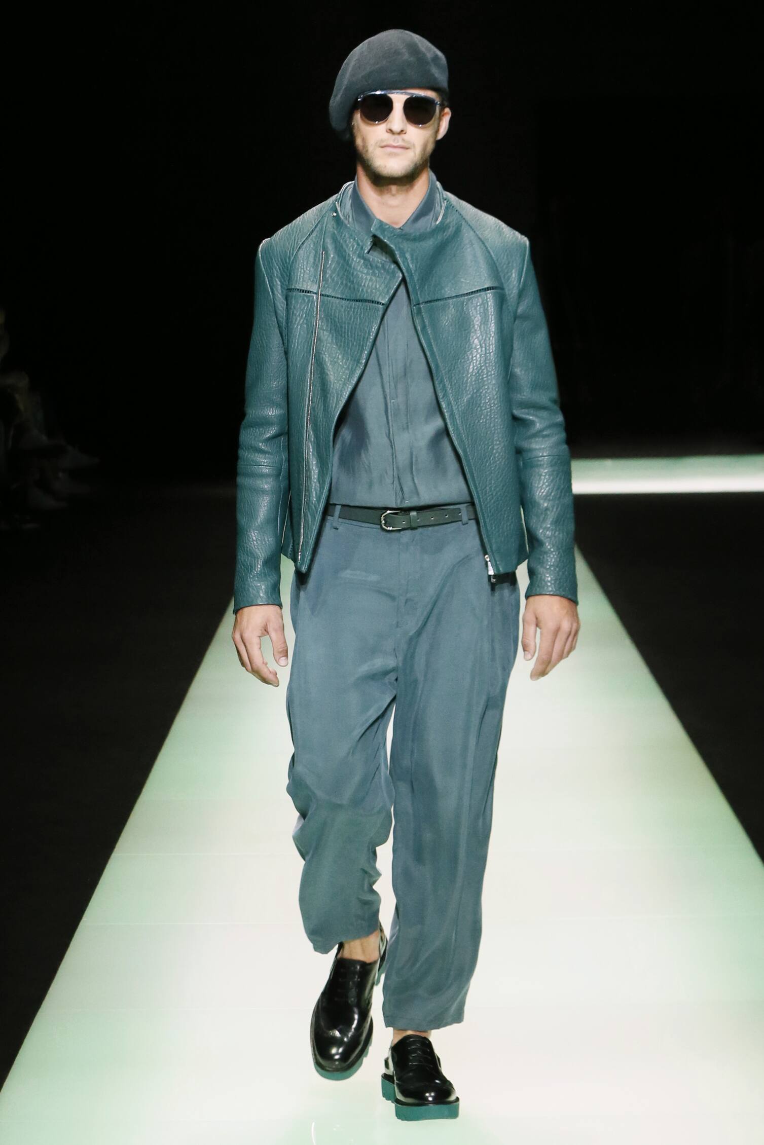2016 Fashion Man Model Emporio Armani Collection Catwalk