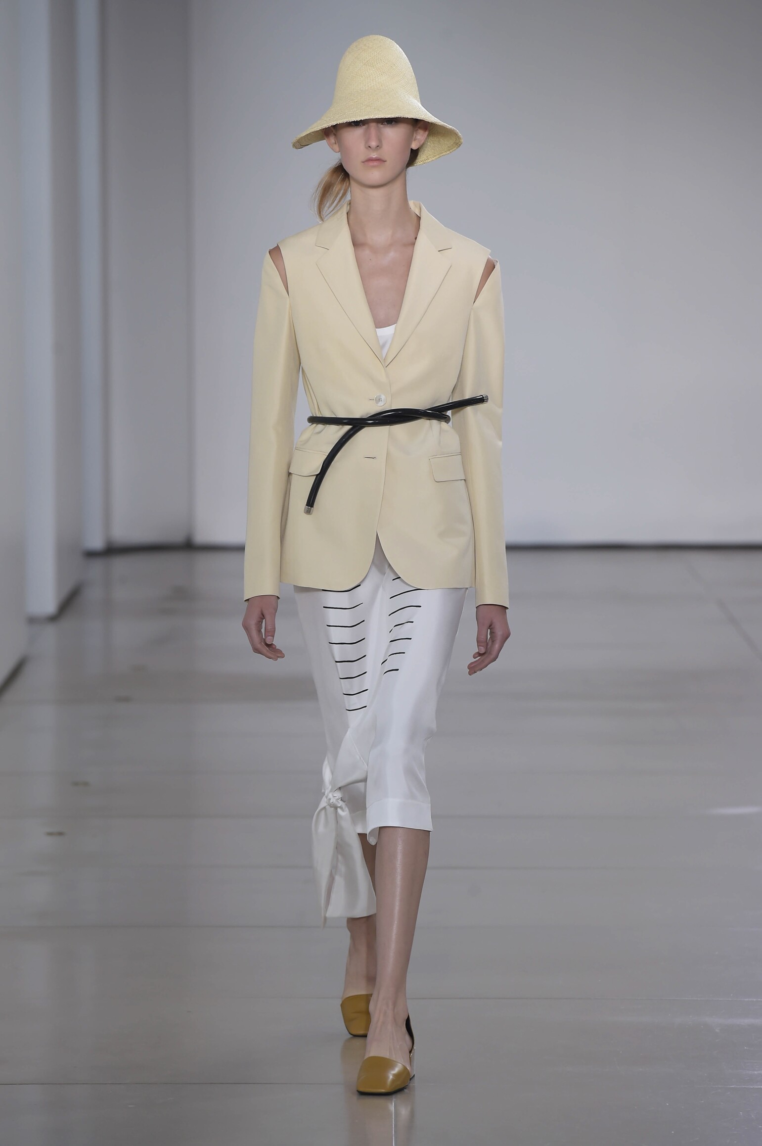 JIL SANDER SPRING SUMMER 2016 WOMEN'S COLLECTION | The Skinny Beep