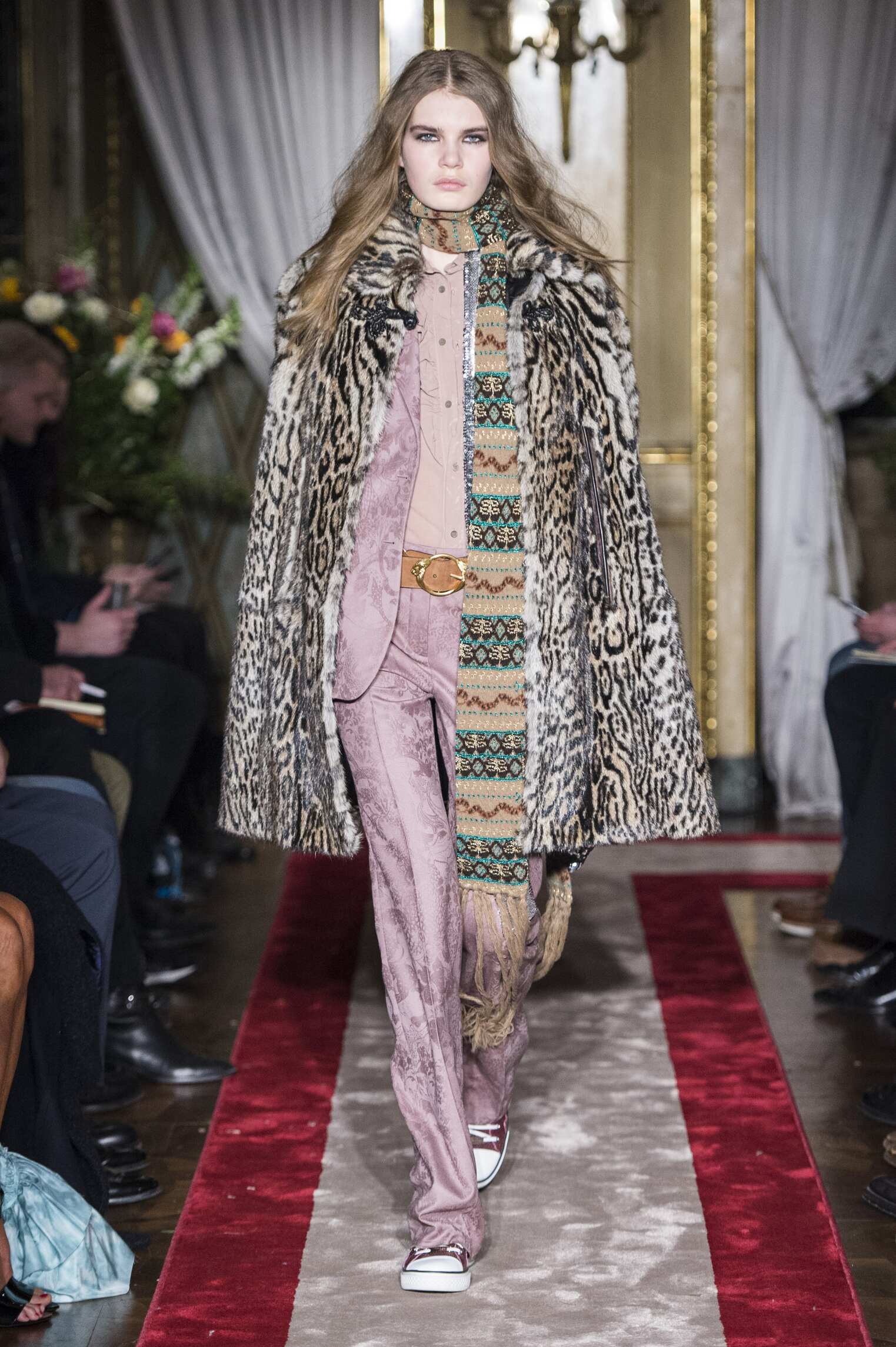 Luidruchtig Kan niet lezen of schrijven informeel ROBERTO CAVALLI FALL WINTER 2016-17 MEN'S COLLECTION | The Skinny Beep