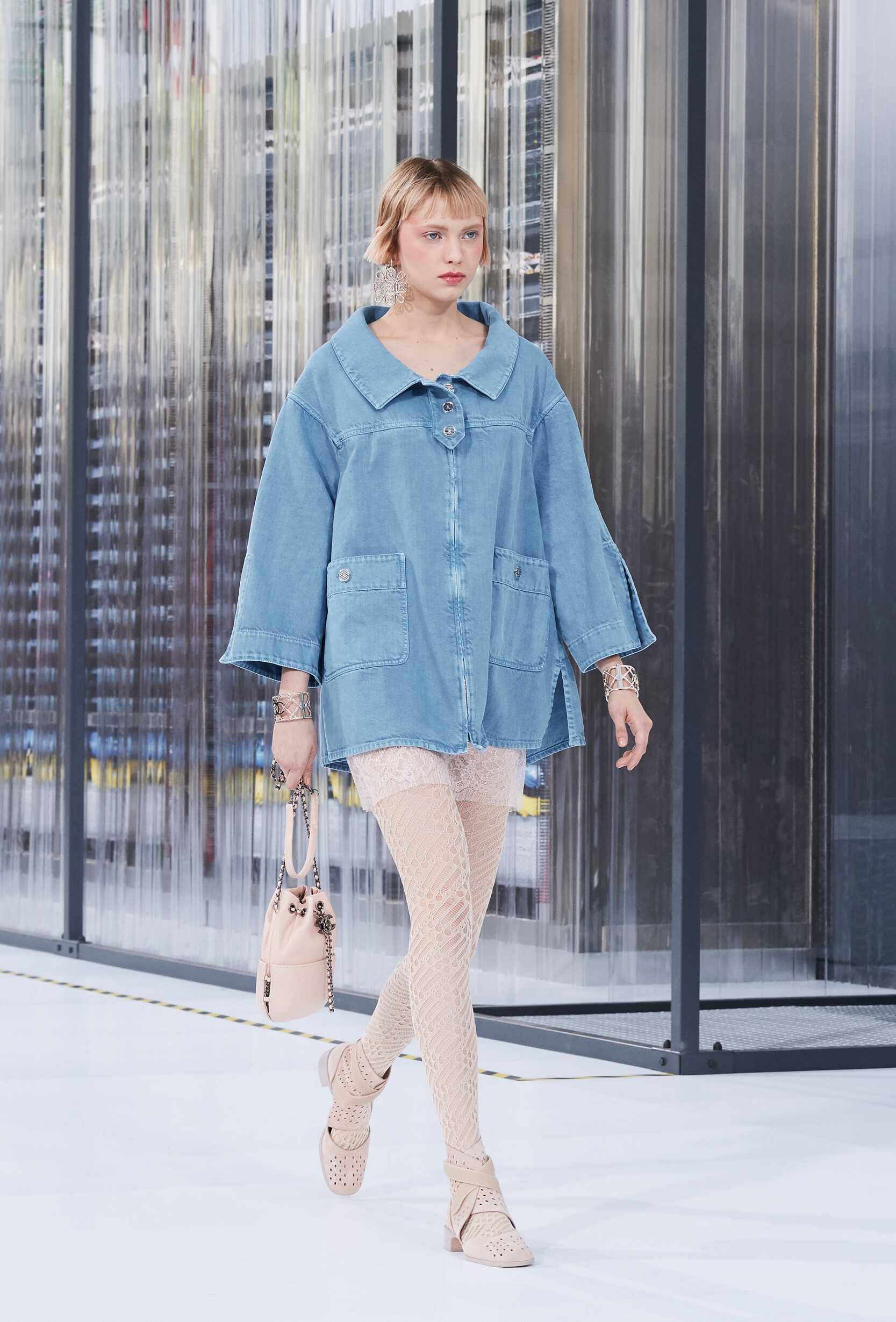 2017 Woman Style Chanel