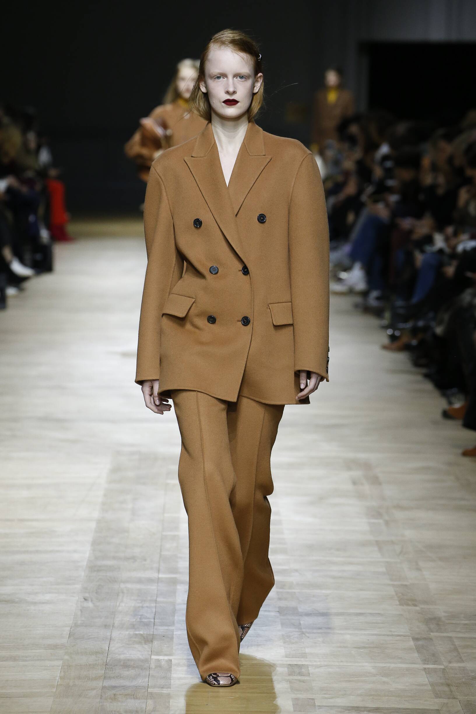 ROCHAS FALL WINTER 2018 WOMEN'S COLLECTION | The Skinny Beep