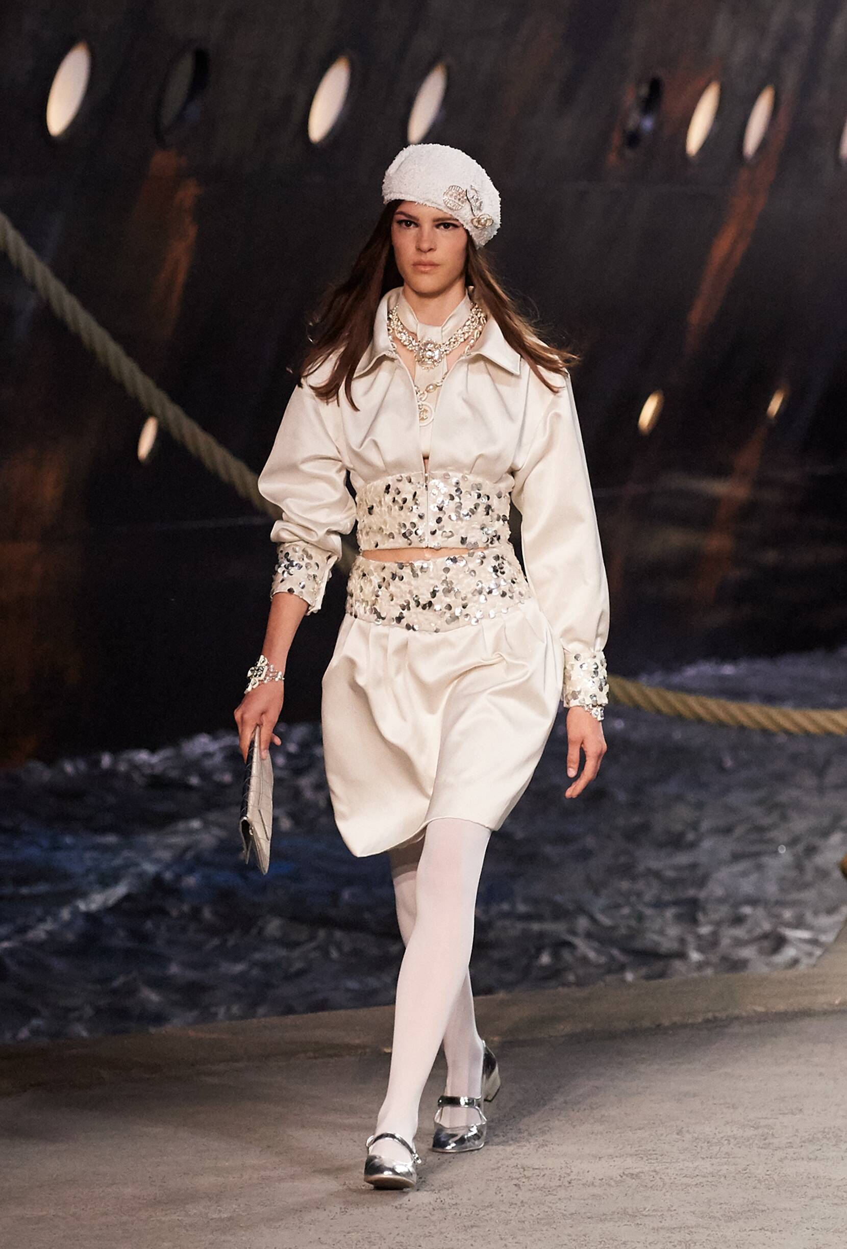 Chanel Cruise Collection 2018-19 Look 15 Paris