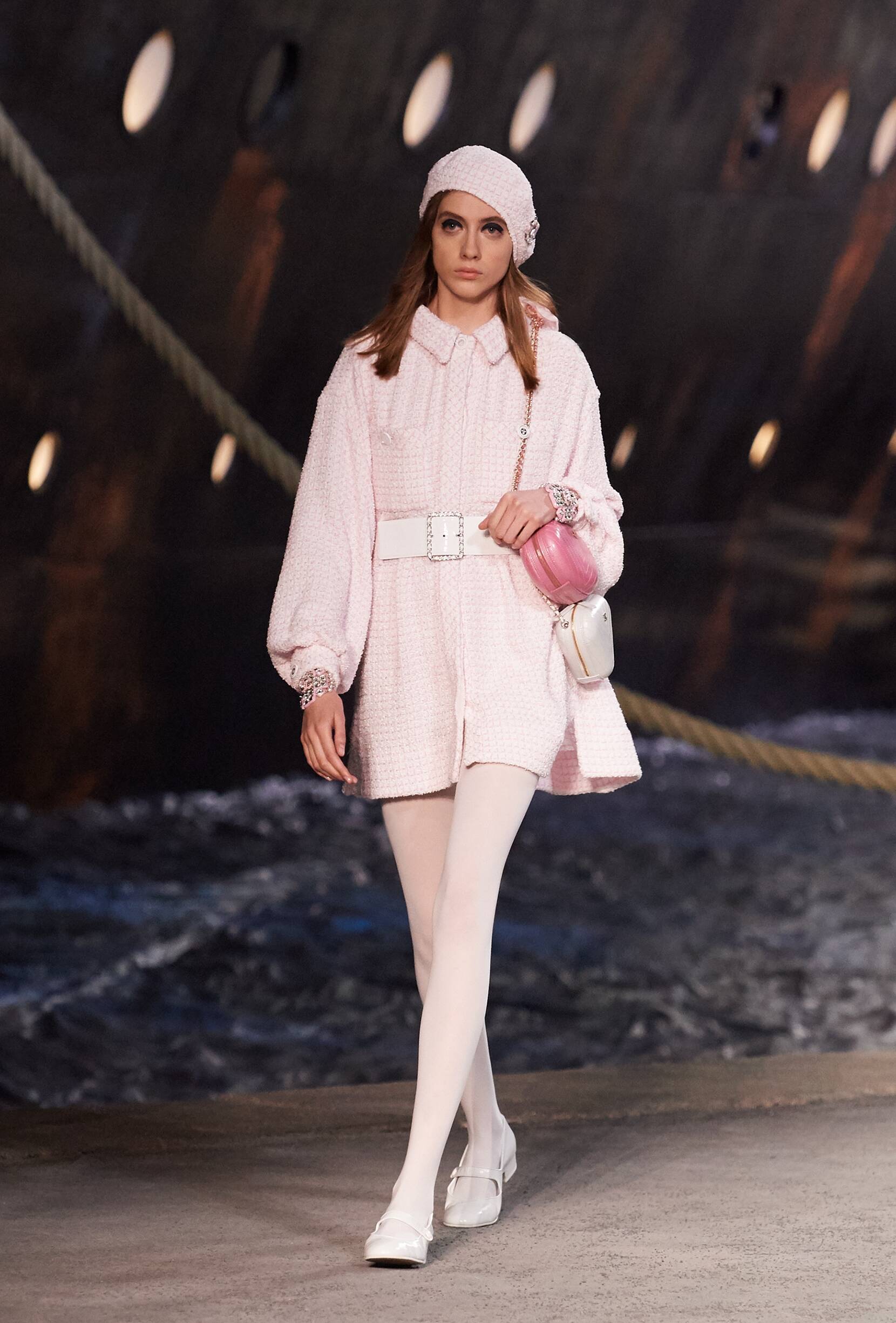 Chanel Cruise Collection 2018-19 Look 31 Paris