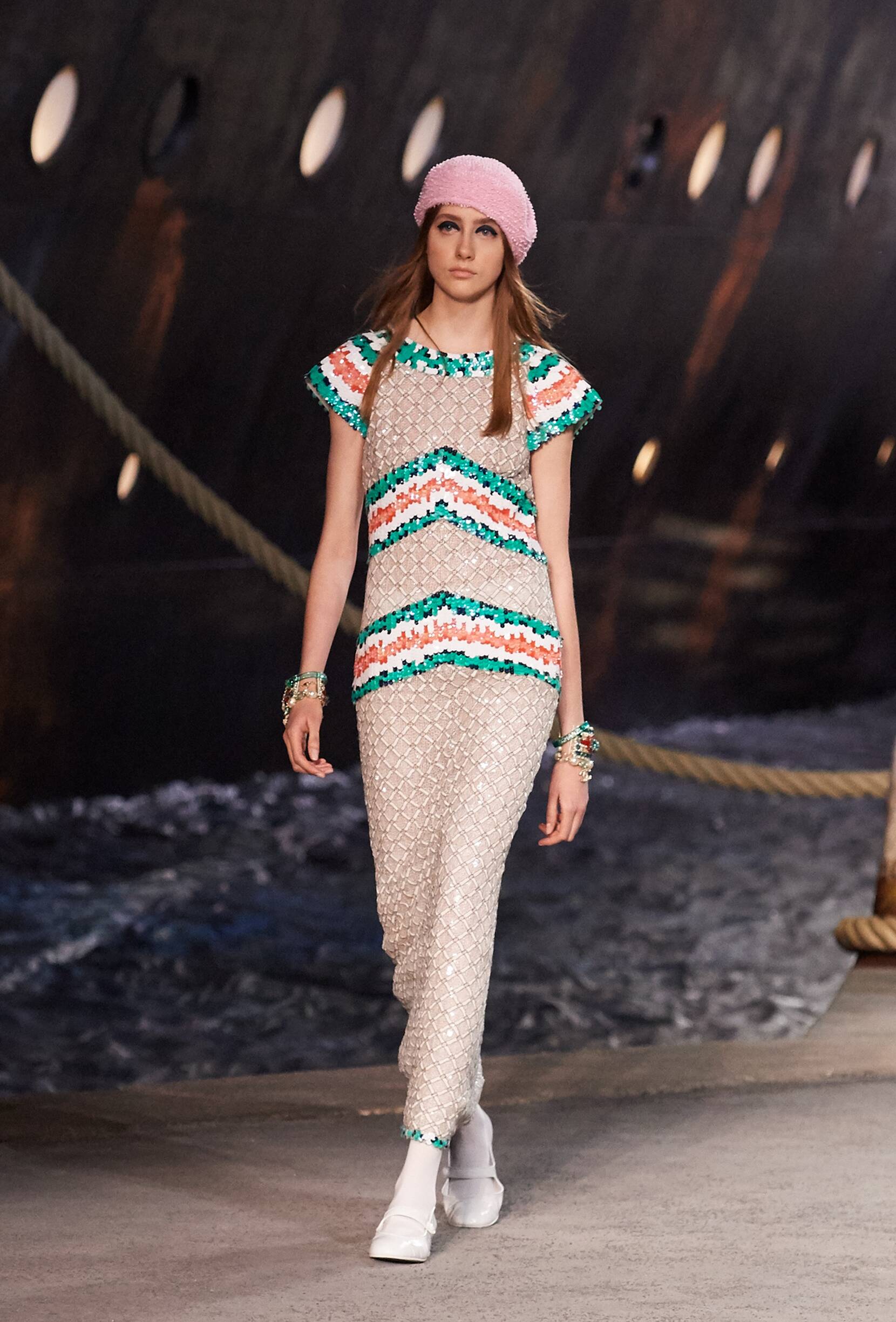 Chanel Cruise Collection 2018-19 Look 35 Paris