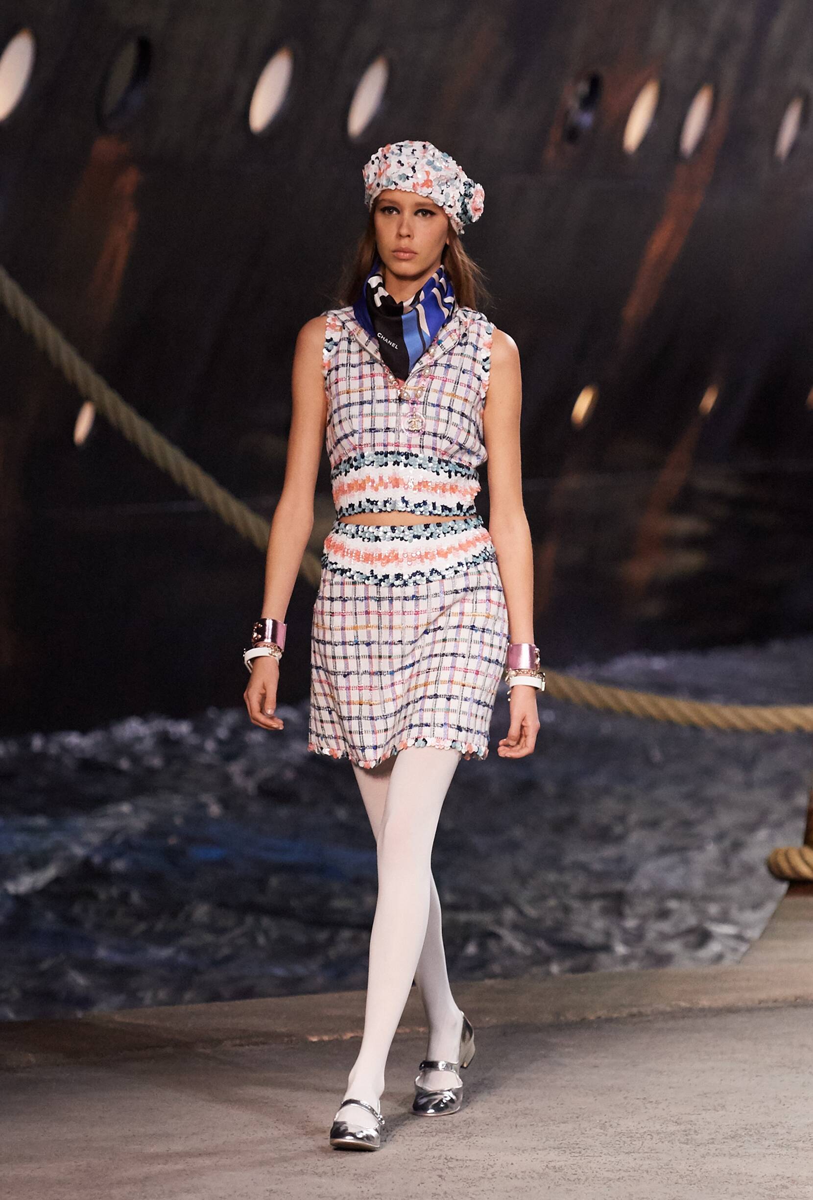 Chanel Cruise Collection 2018-19 Look 37 Paris
