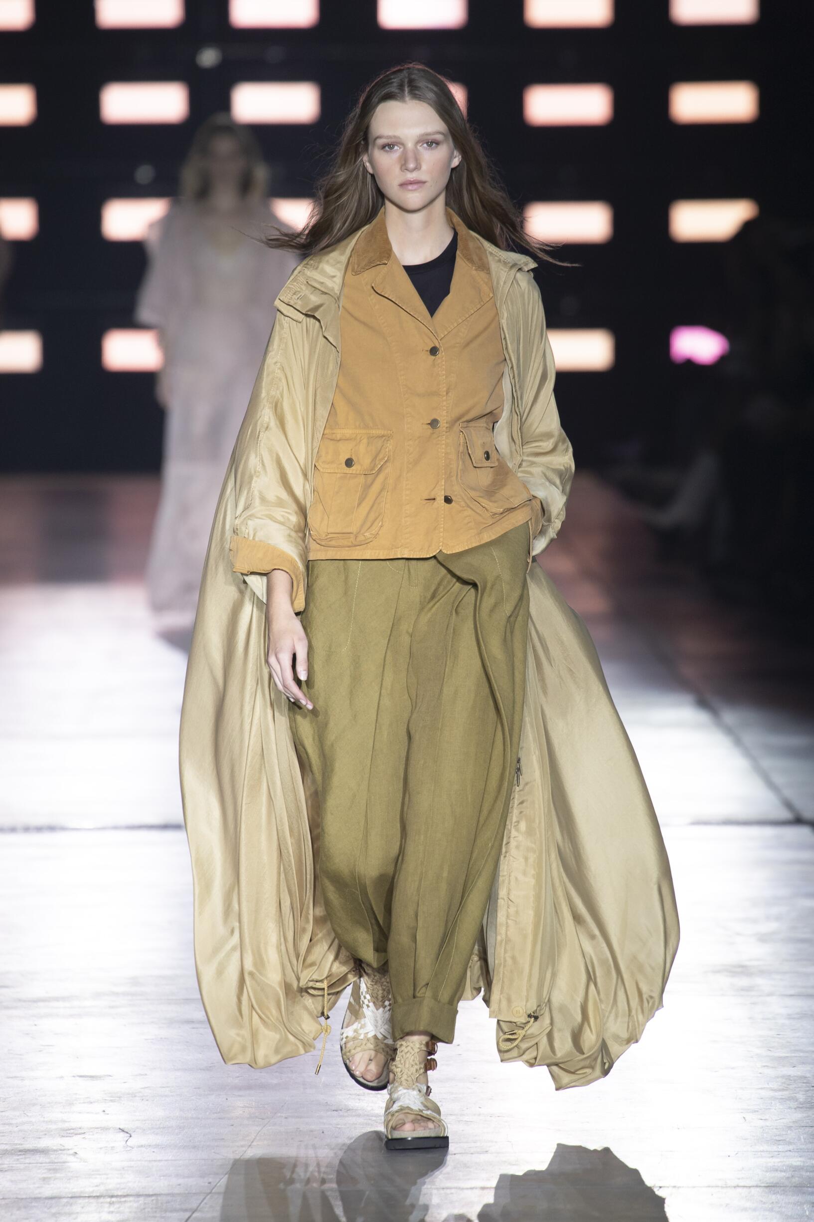 Womenswear SS Alberta Ferretti 2019
