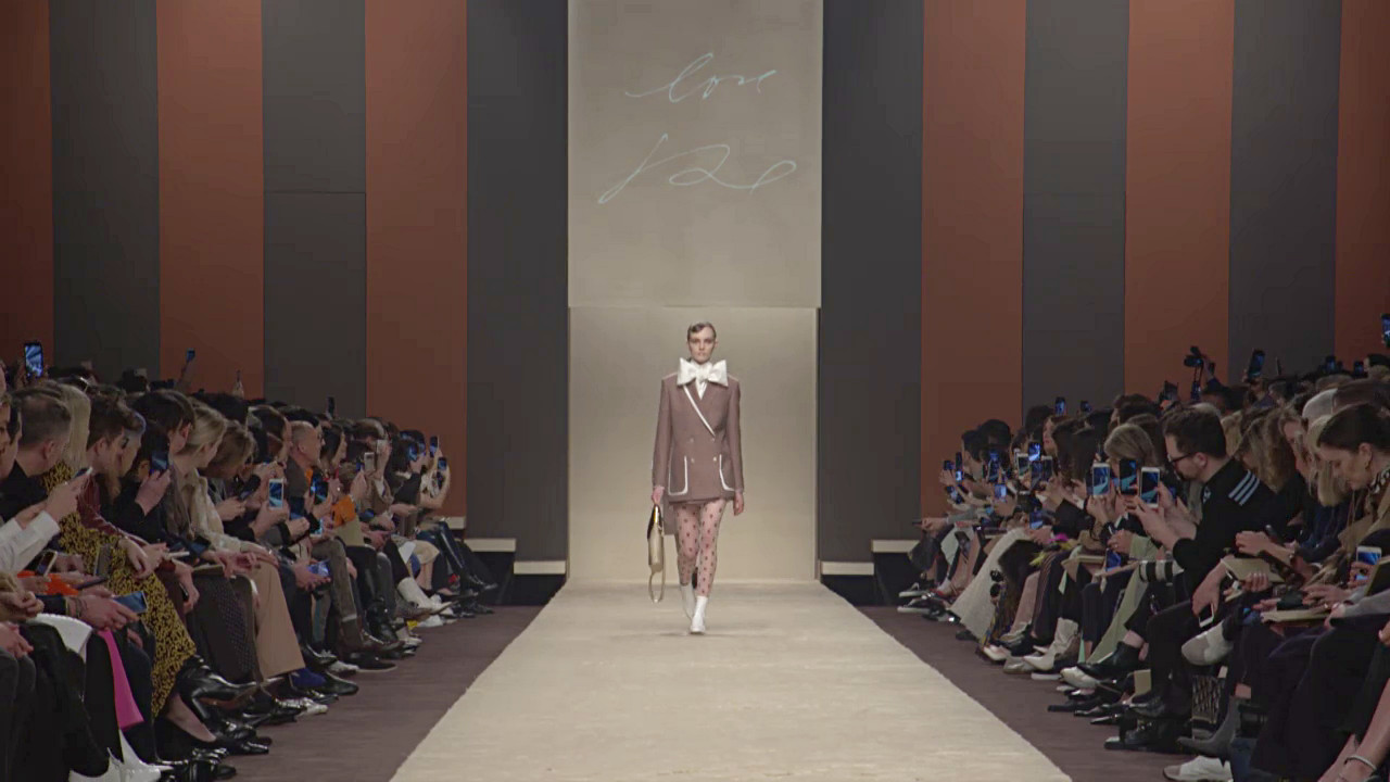 Fendi Fall Winter Collection 2019 - Milan Fashion Show 