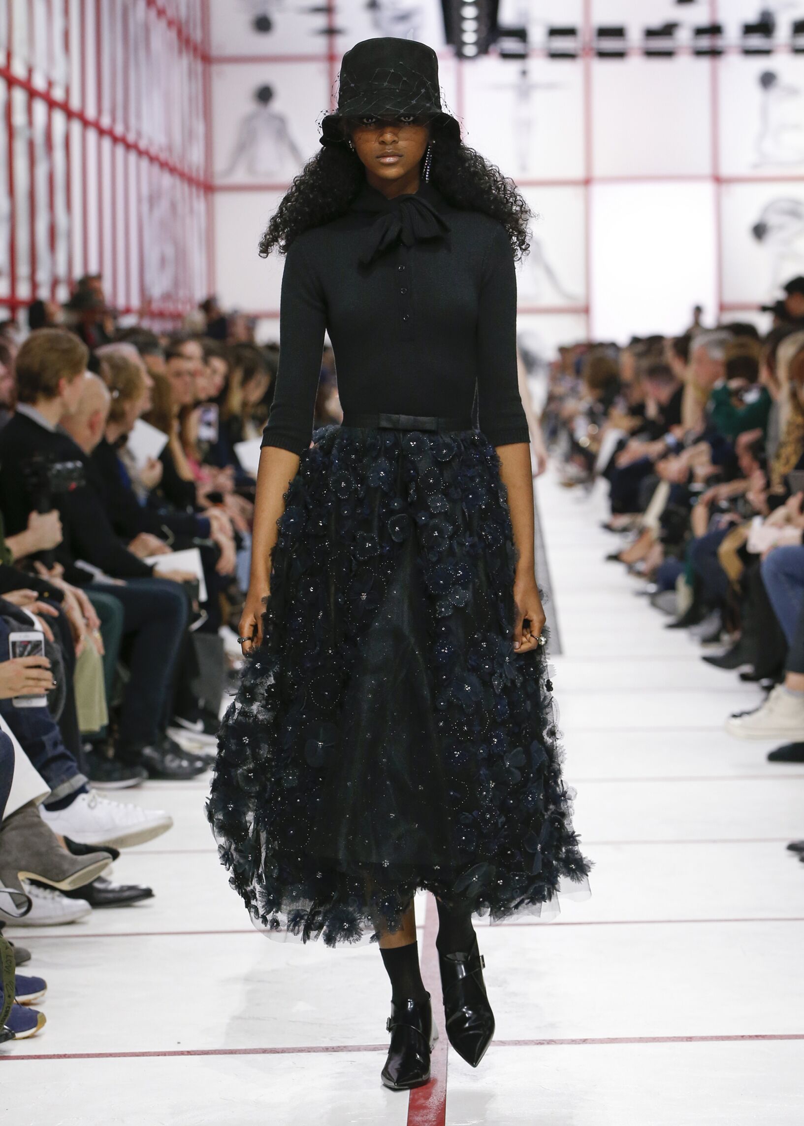 Fashion 2019 Runway Dior Winter Woman