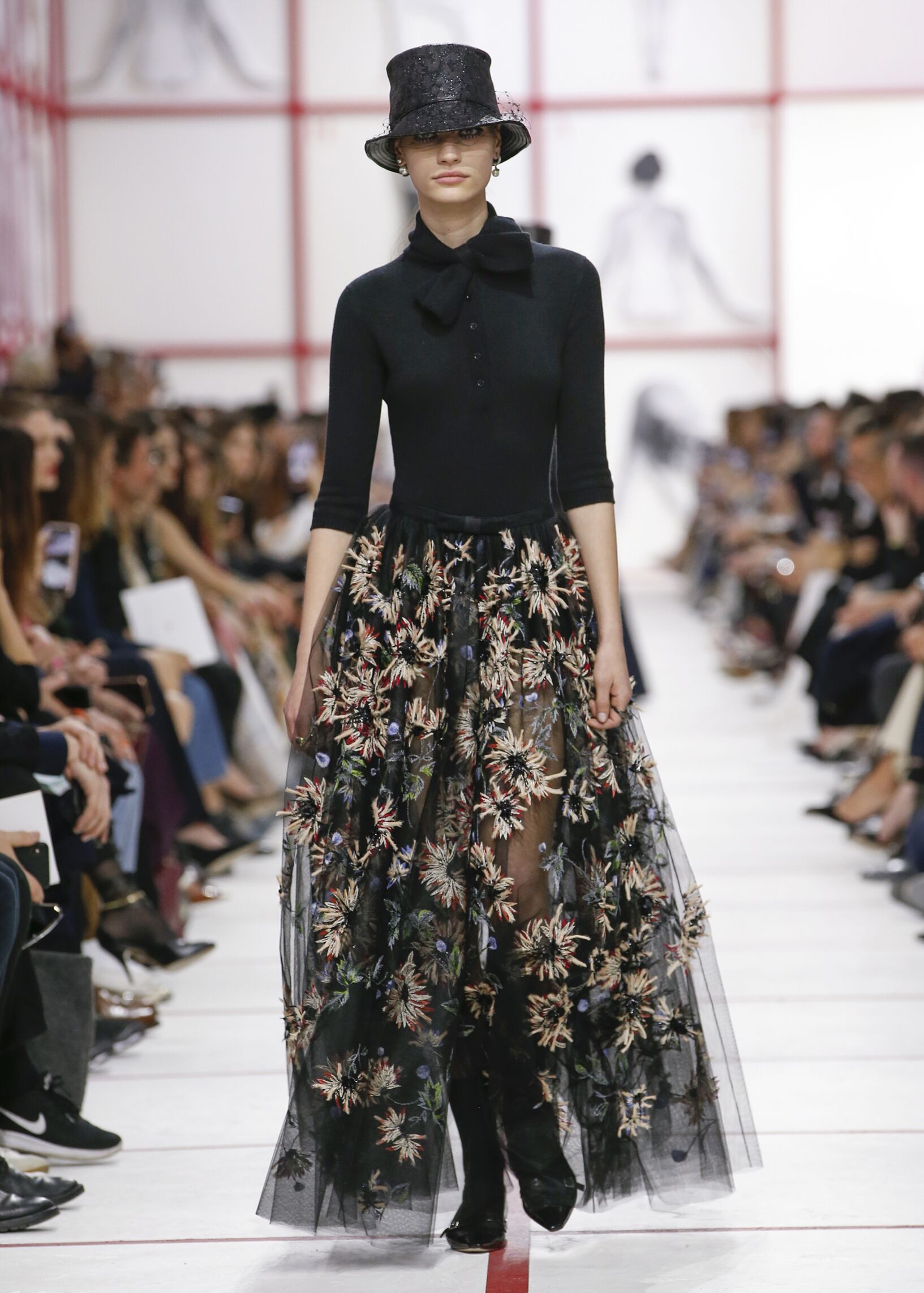 Model Fashion Week 2019 Catwalk Dior