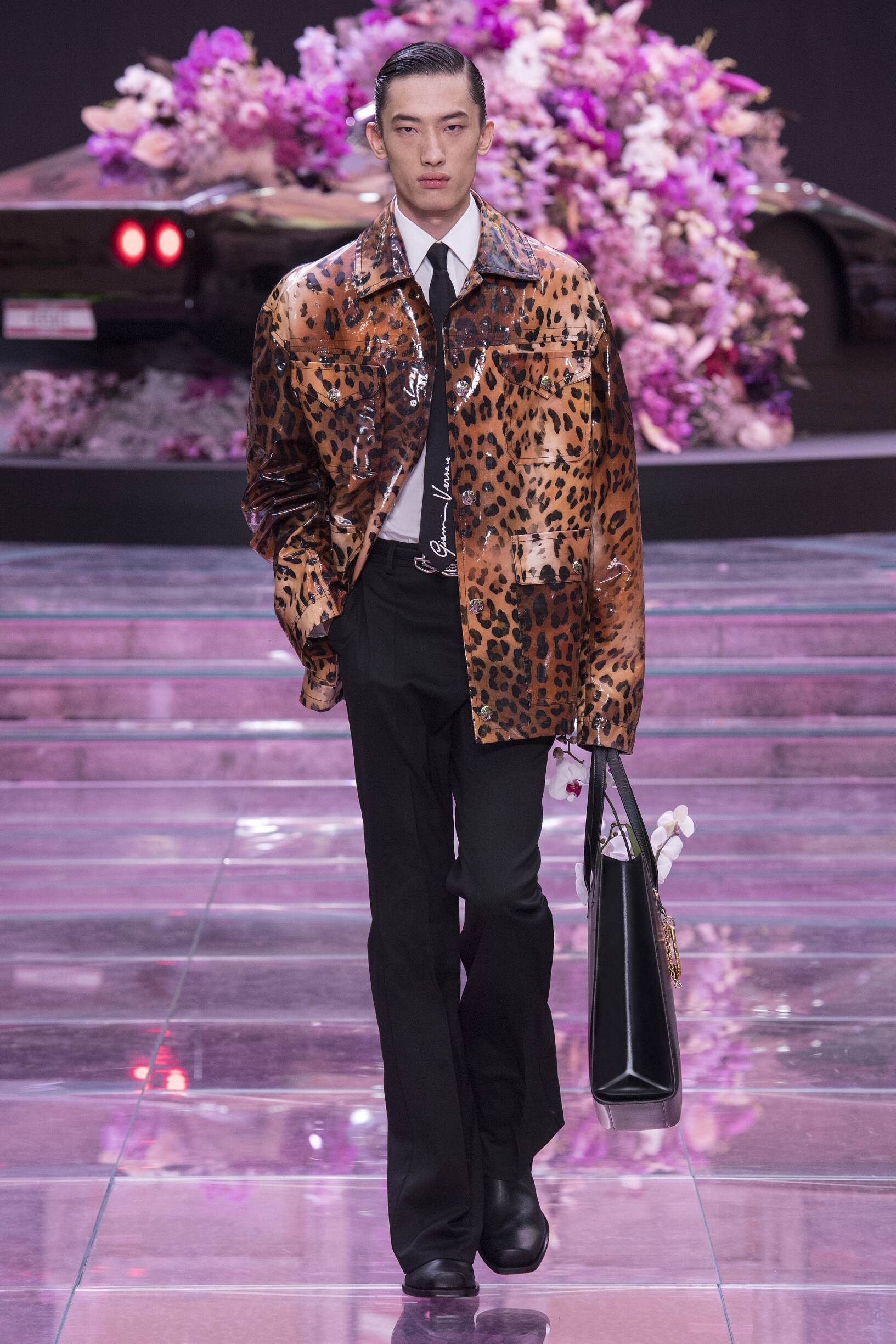 VERSACE SPRING SUMMER 2020 MEN’S COLLECTION | The Skinny Beep
