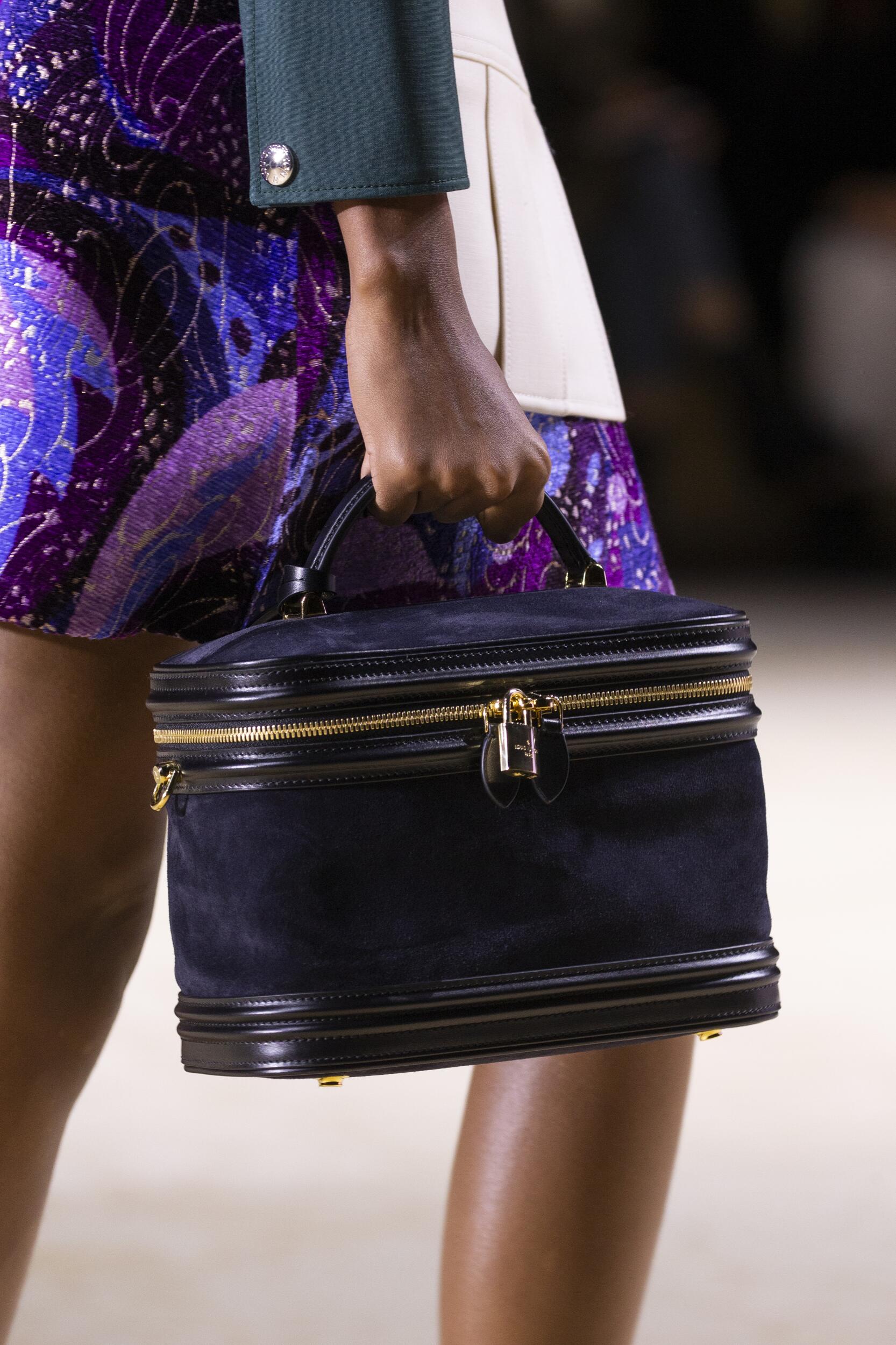 LOUIS VUITTON SPRING SUMMER 2020 WOMEN’S COLLECTION DETAILS | The Skinny Beep