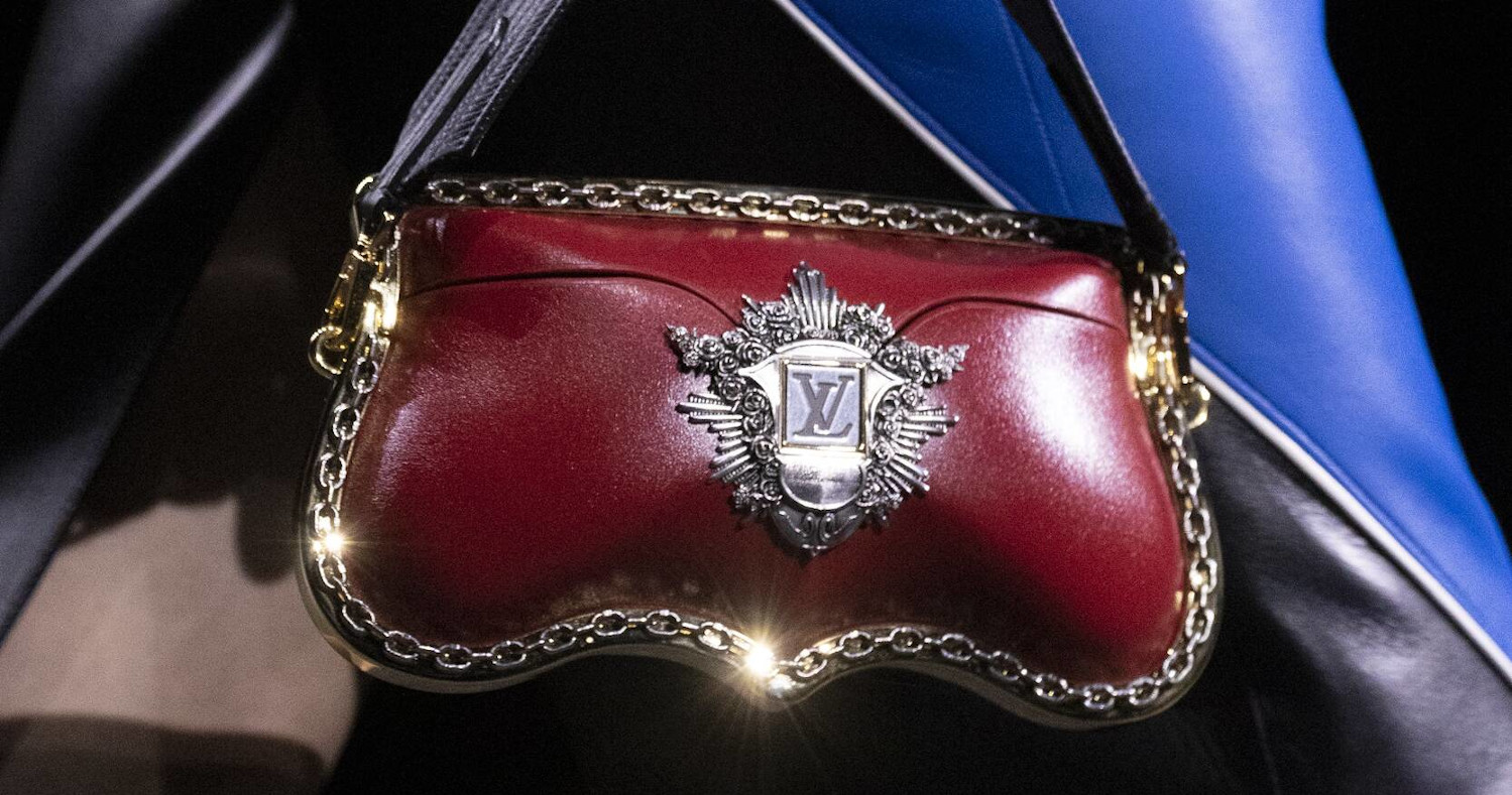 LOUIS VUITTON FALL WINTER 2020 WOMEN'S COLLECTION DETAILS