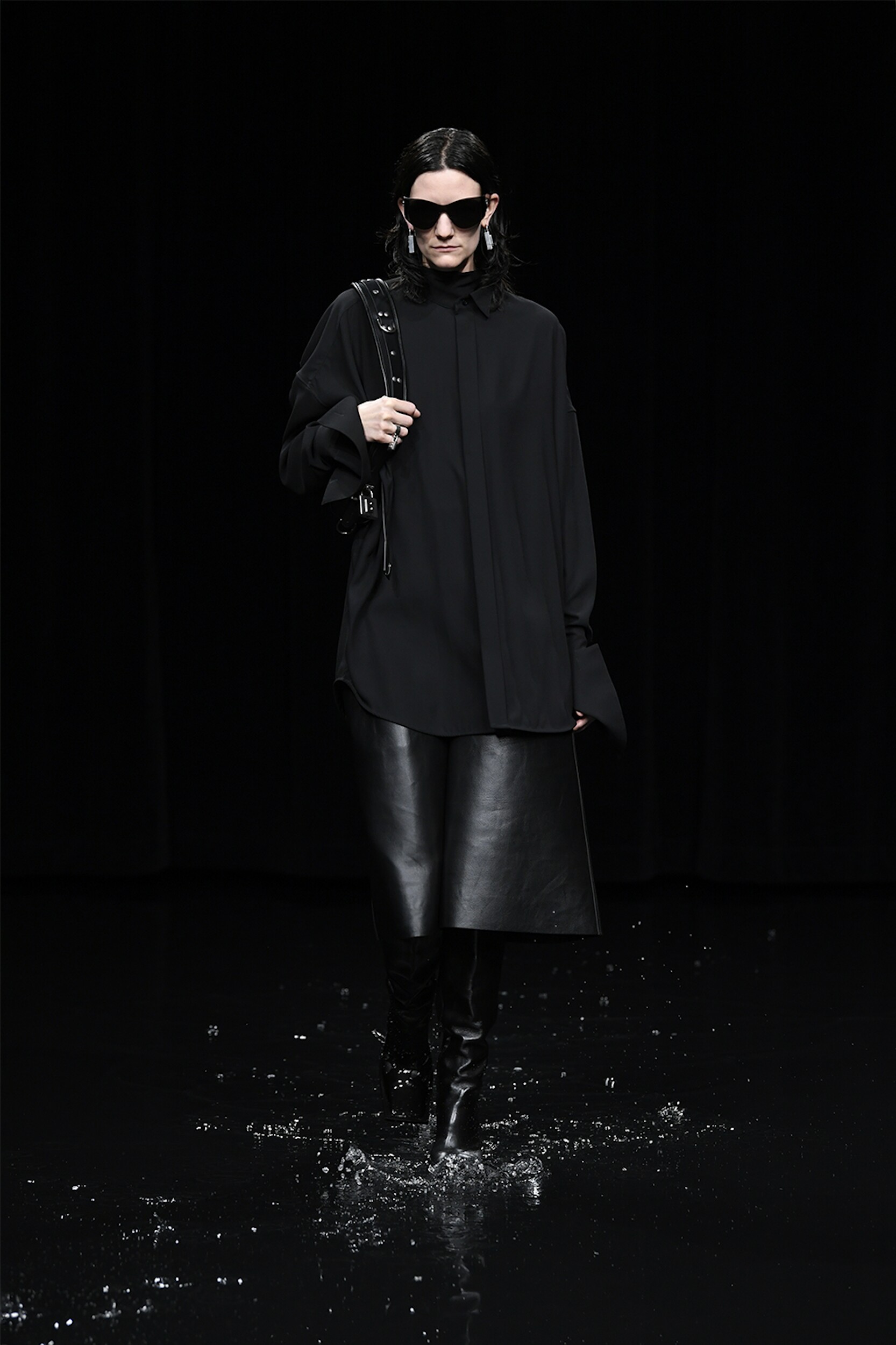 Catwalk Balenciaga Women Fashion Show Winter 2020