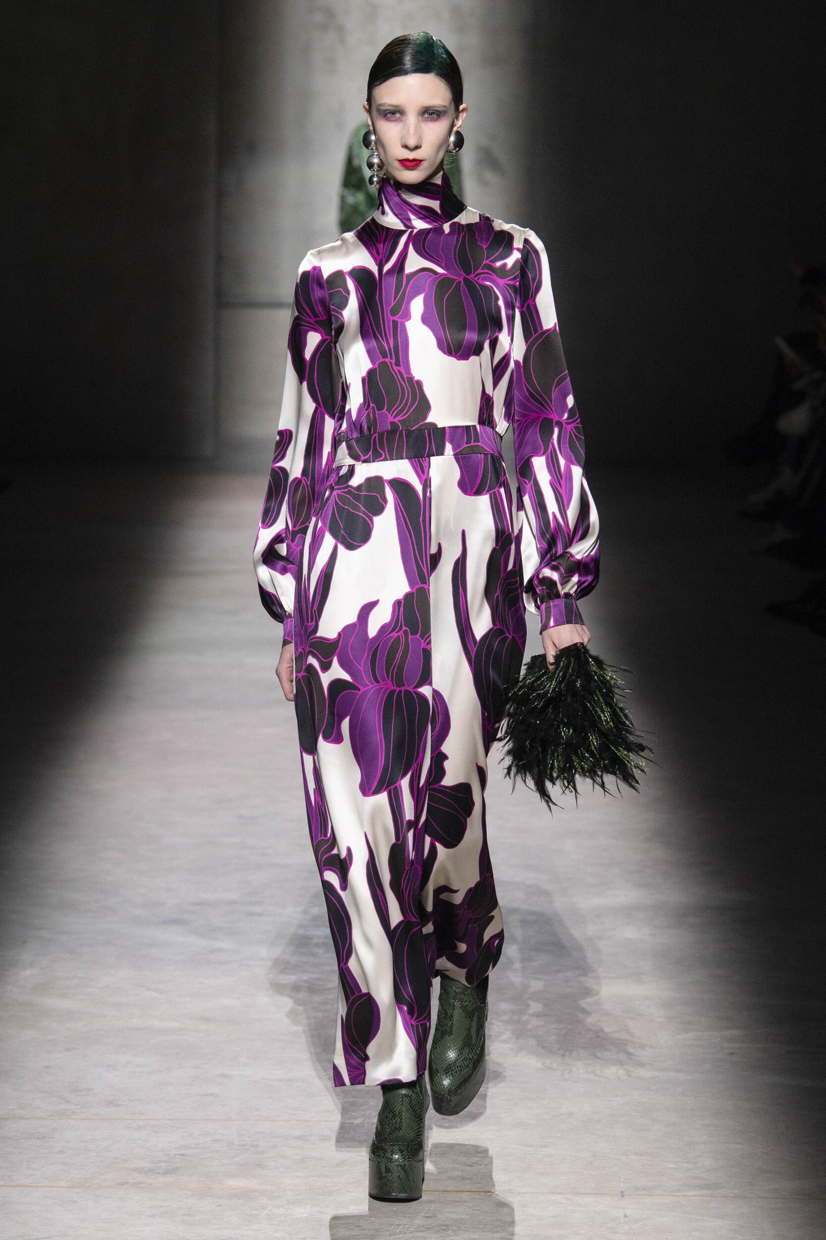 Catwalk Dries Van Noten Woman Fashion Show Winter 2020