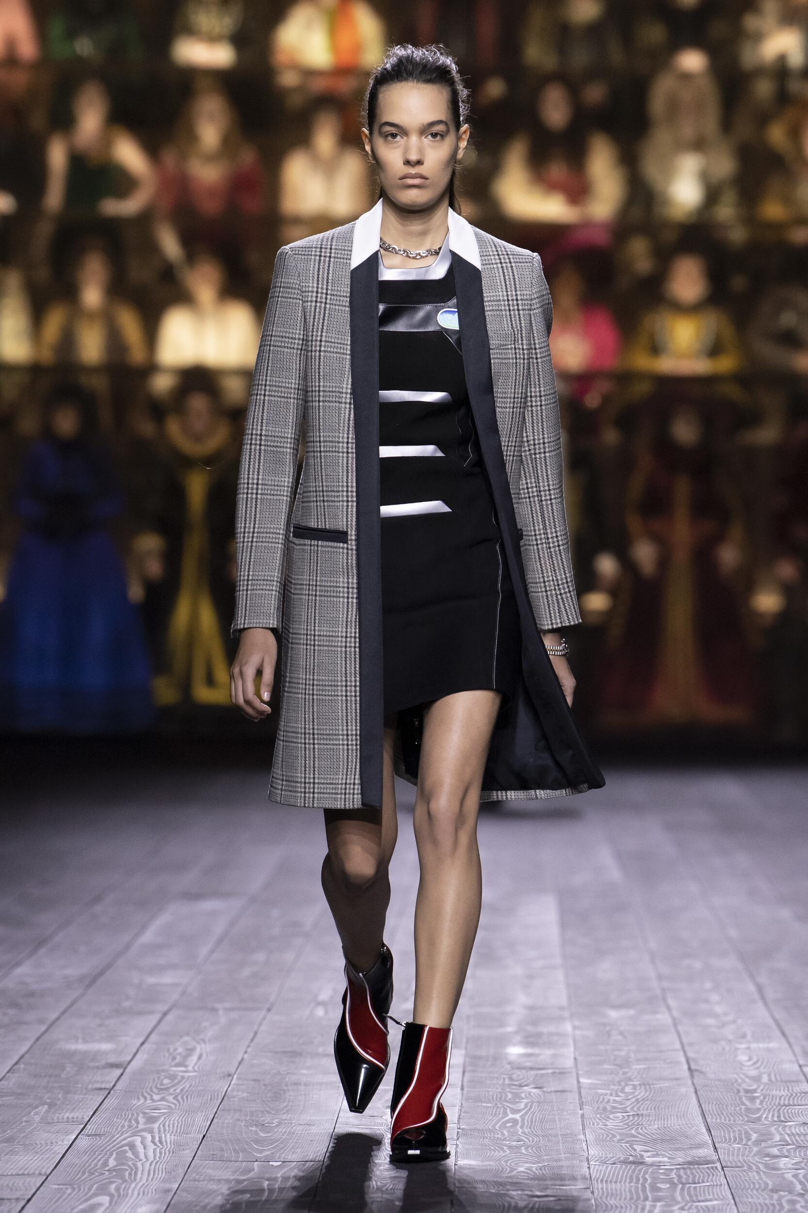 Fashion Show Woman Model Louis Vuitton Catwalk