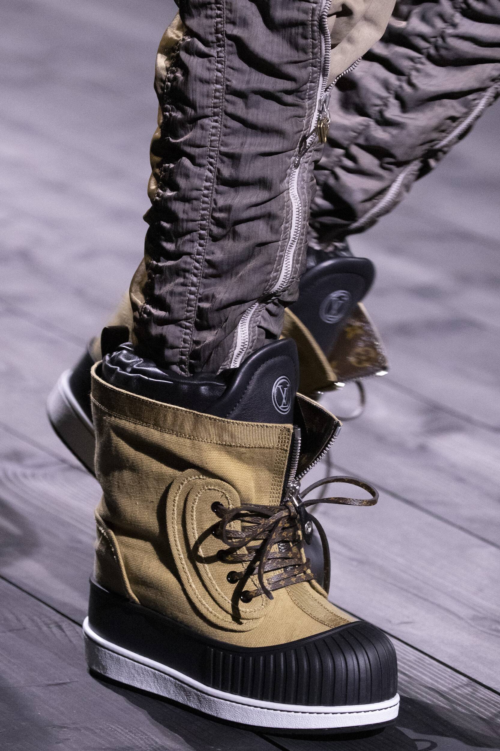 LOUIS VUITTON FALL WINTER 2020 WOMEN’S COLLECTION DETAILS | The Skinny Beep